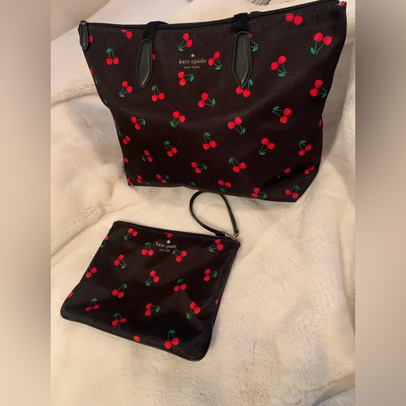 kate spade Handbags - Kate Spade Mel packable Cherry tote with Wristlet